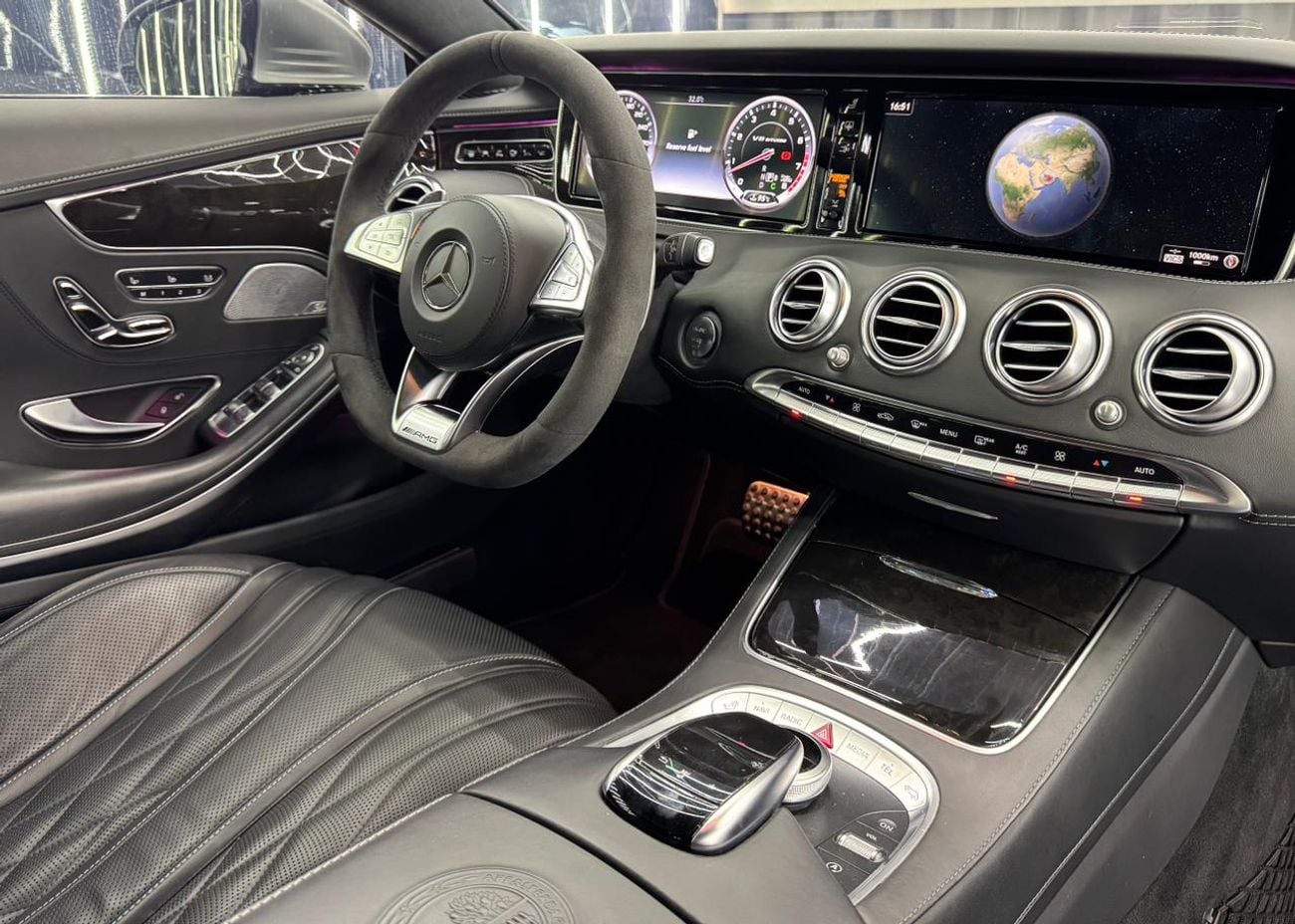 Mercedes Benz S63 AMG 5.5 L V8