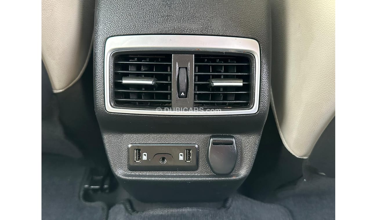 Renault Koleos KOLEOS 2017 GCC V4 2.5L Orginal paint //4x4 //Full option // Perfect condition