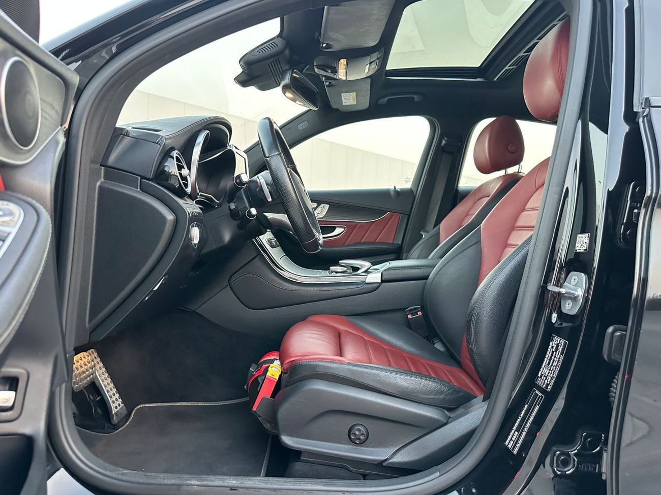 Mercedes Benz GLC250 AMG