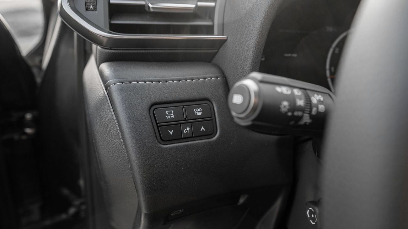 Lexus LX 600 2025 Lexus LX600 F-Sport 3.5L AT Petrol (Green-Red)