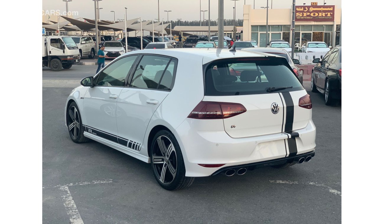 فولكس واجن جولف Volkswagen Golf R_2015_Excellend_Condishin