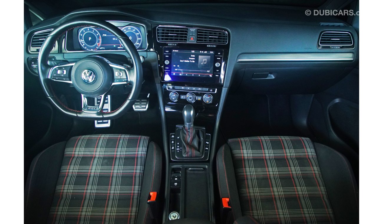 فولكس واجن جولف 2018 Volkswagen Golf GTI MK7.5 / Warranty till April 2021 / Just Serviced