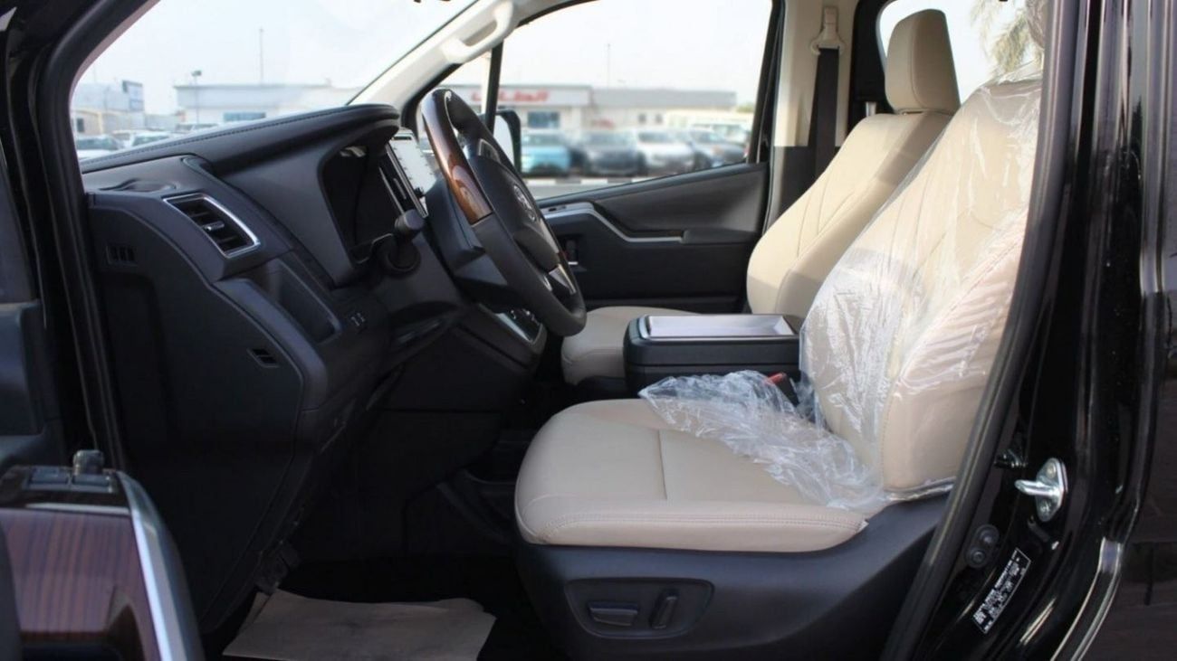 تويوتا جرافينا PREMIUM TOYOTA GRANVIA 2.8L WAGON 6 SEATS AT WG3