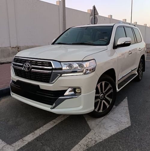 Toyota Land Cruiser GXR 2013 v8 change 2021kt