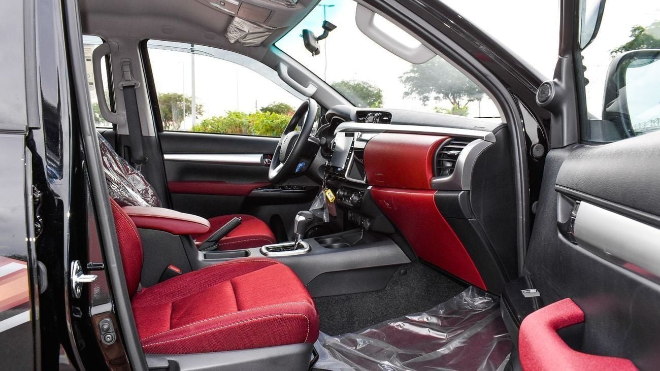 تويوتا هيلوكس GLX Diesel ECTAGR008 – 2026 Toyota Hilux Double Cab High Options – 2.4L Diesel Auto – Black with Black Interior