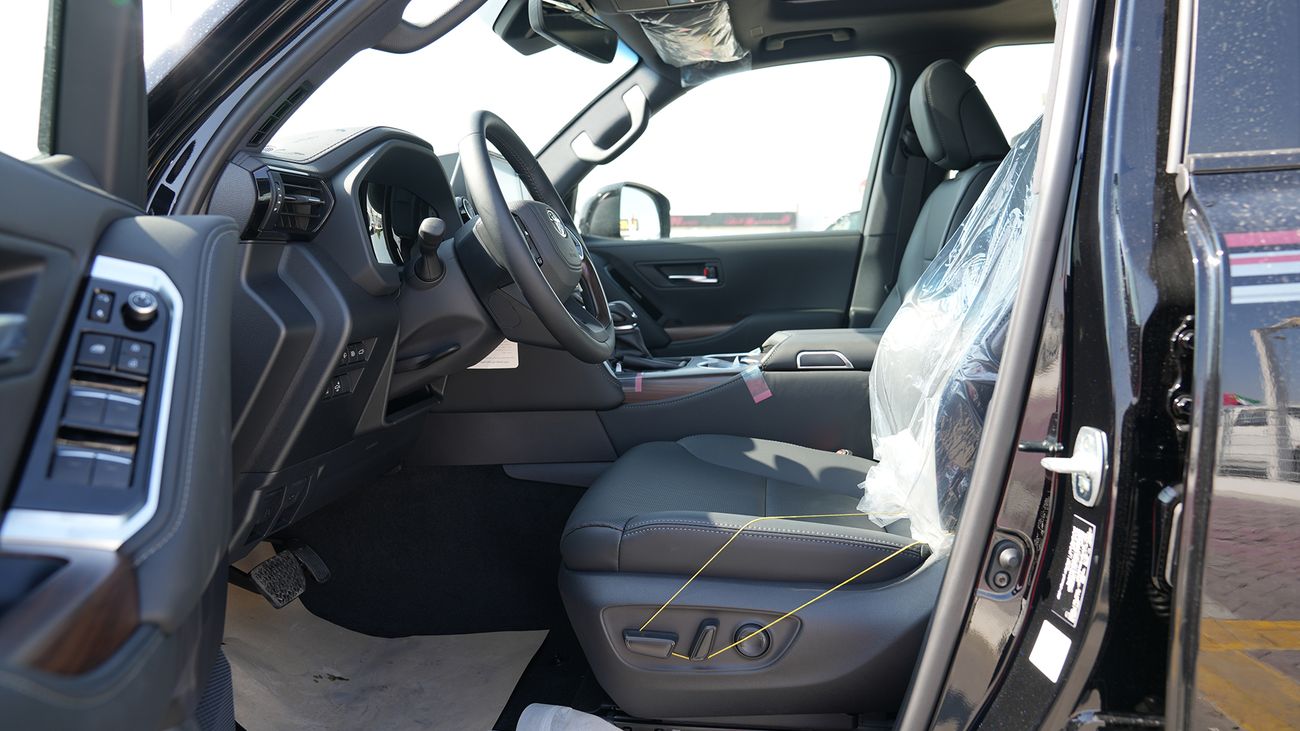 تويوتا لاند كروزر GXR