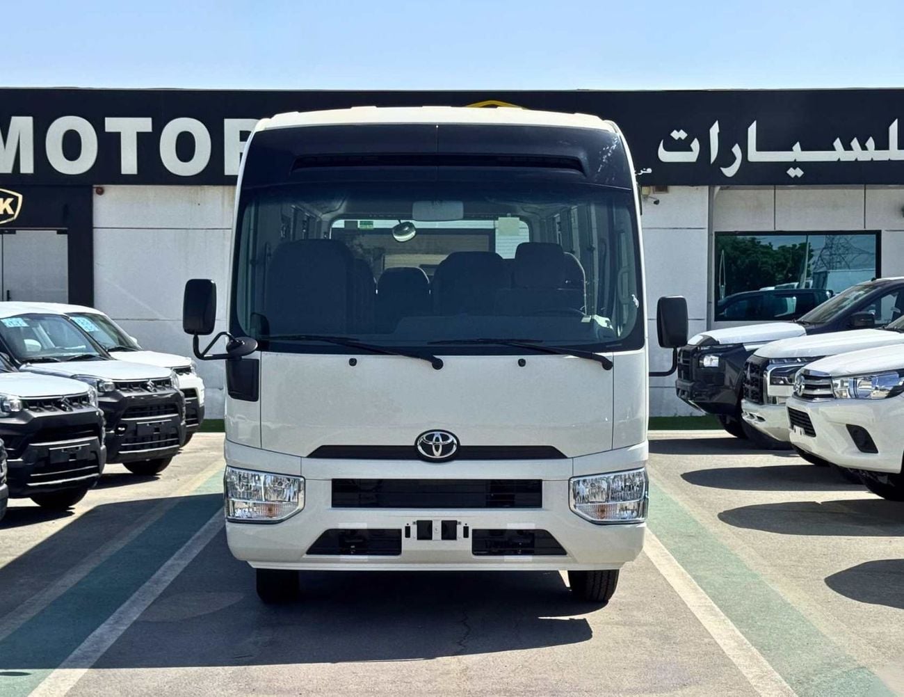 Toyota Coaster 4.2L V6 DIESEL / 23 STR M/T / AUTO FOLDING DOOR / REAR SEATS BELT (CODE # COD42A)