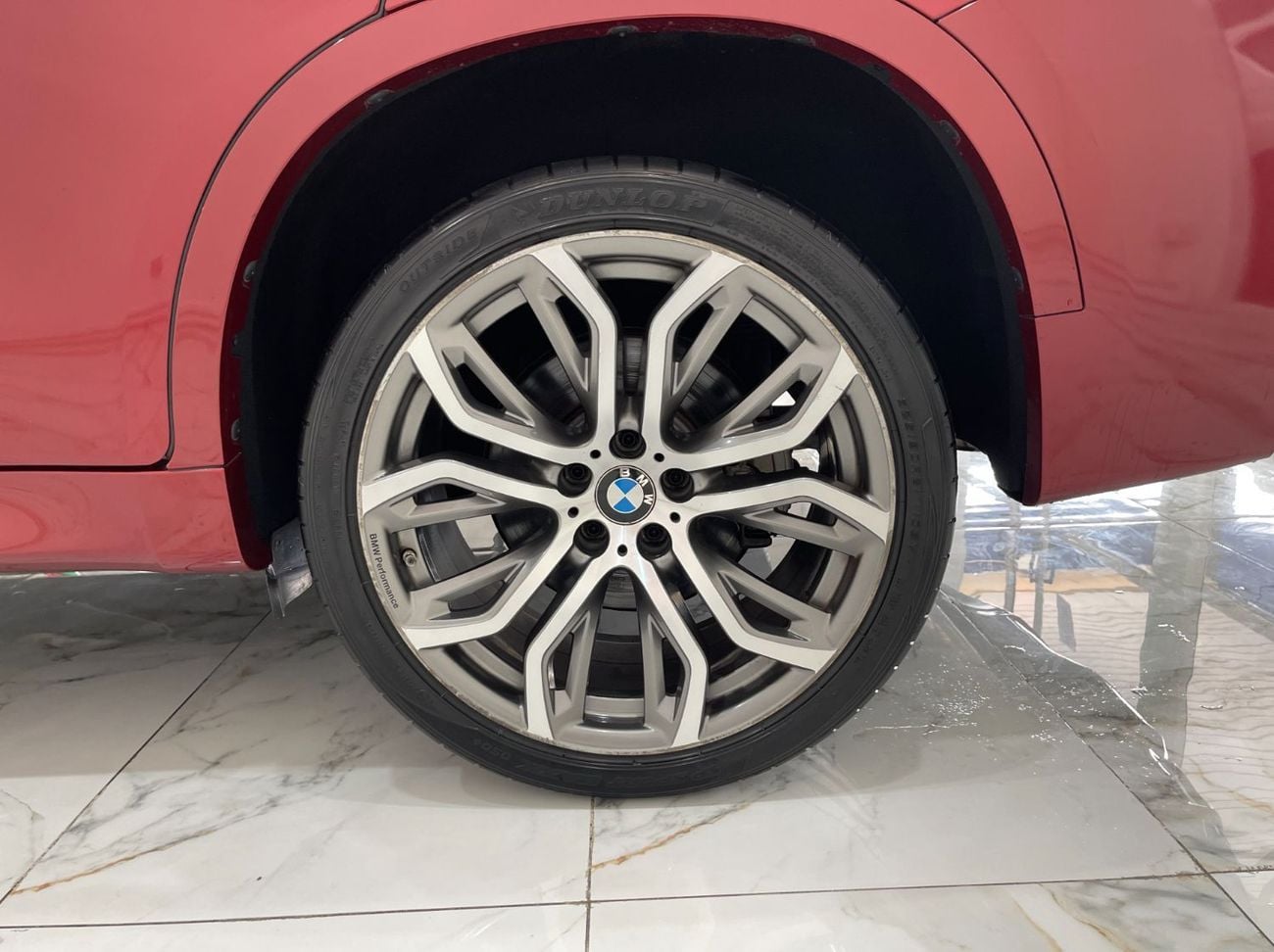 BMW X6 50i M SPORT LUXURY V8 4.4L-8CYL ORIGINAL PAINT - FULLY AGENCY MAINTAINED. AGMC-DUBAI