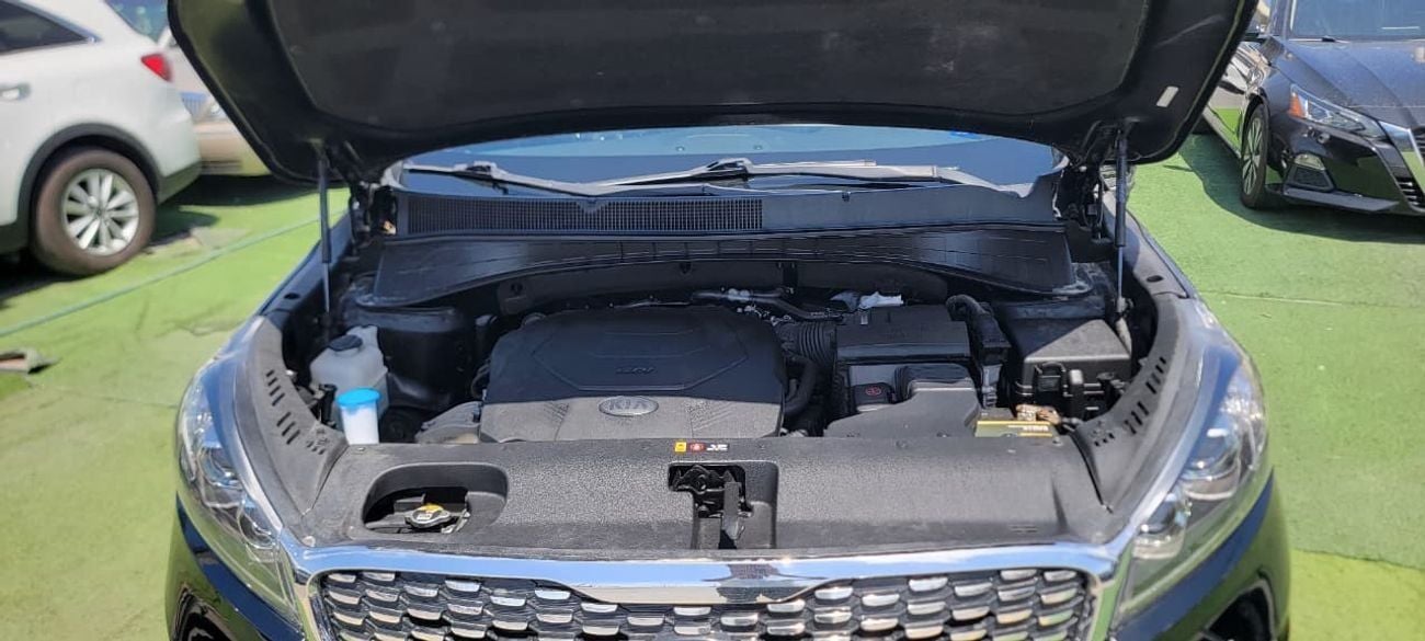 Kia Sorento S (NON GCC) Mid Option 3.3L