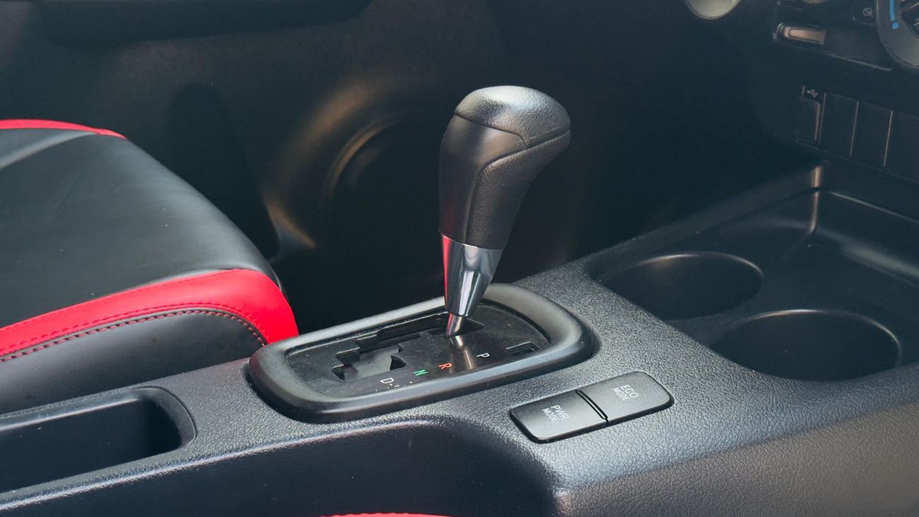 Toyota Hilux DOUBLE CABIN PICKUP | RHD | 2020 | 2.8L DIESEL ENGINE | AUTOMATIC TRAMISSION | ELECTRIC SEAT