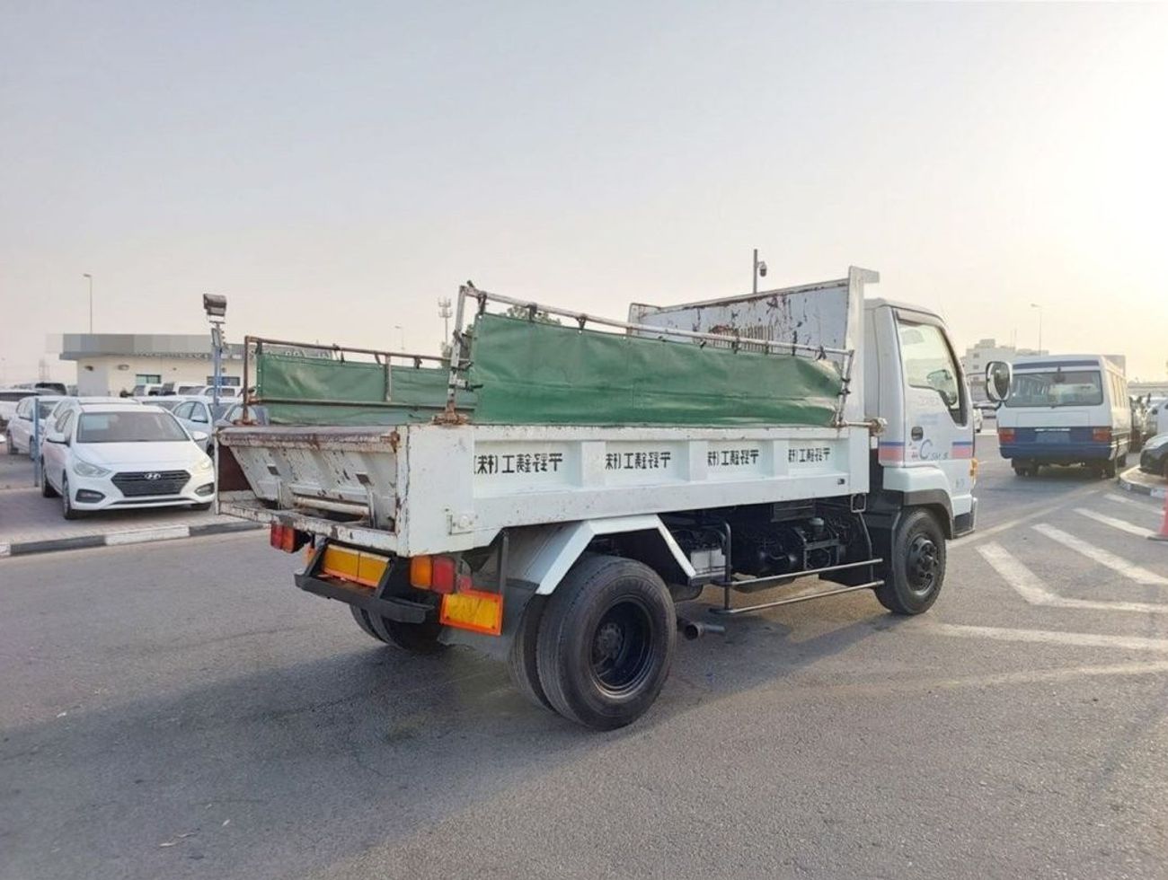 إيسوزو فوروارد ISUZU FORWARD JUSTON DUMPER RIGHT HAND DRIVE(PM00022)