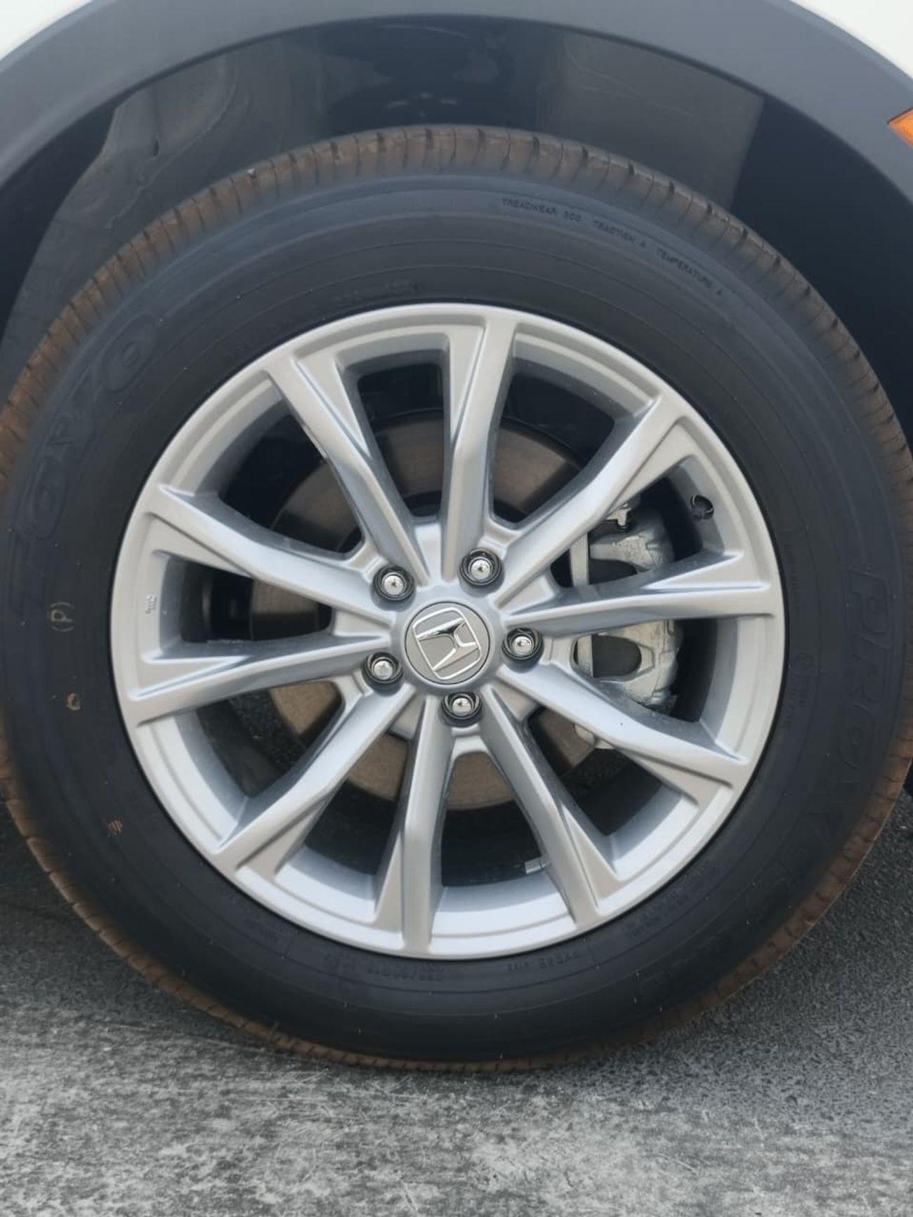 Honda CRV Honda CR-V 2025 white RHD 1.5 Petrol engine 5 seaters