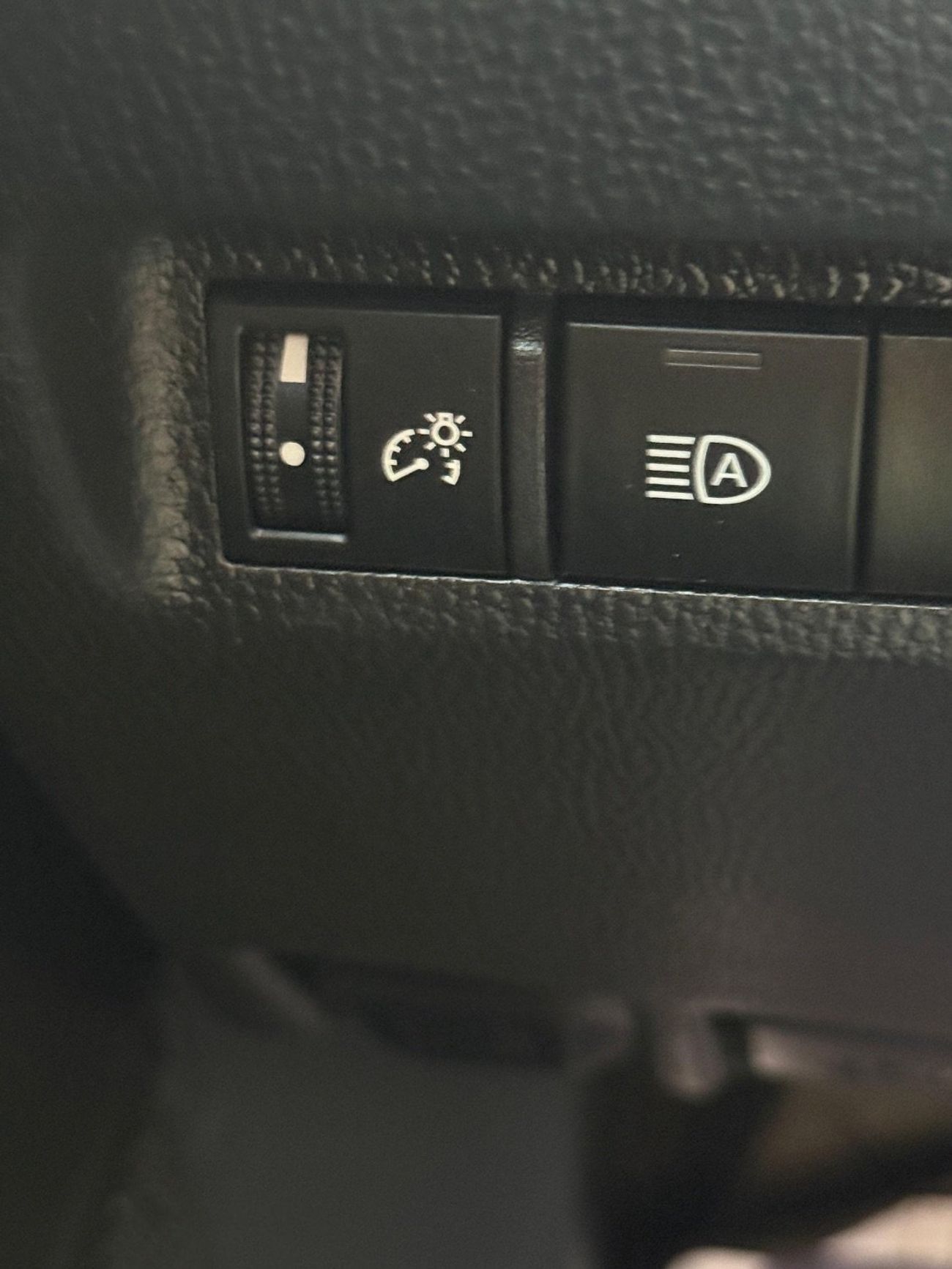 تويوتا راف ٤ RAV4 Xle AWD 4x4 Full option