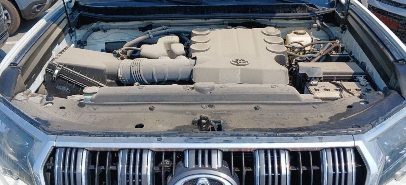 تويوتا برادو Toyota Prado VX 4.0L Petrol 2023YM
