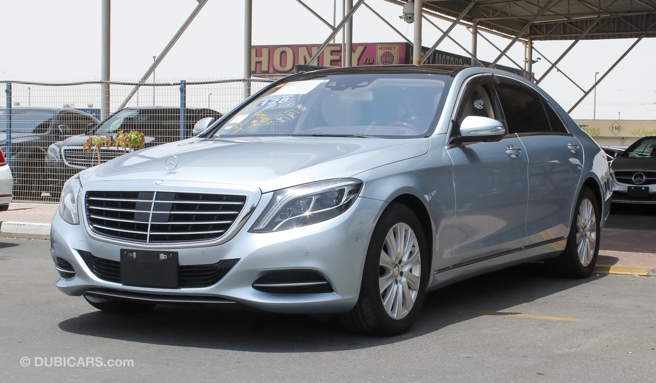 Mercedes-Benz S 550 LARGE