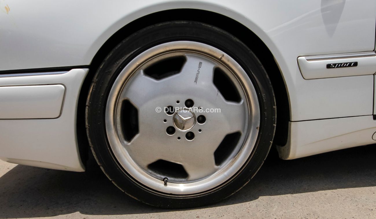 Mercedes-Benz E 55 AMG