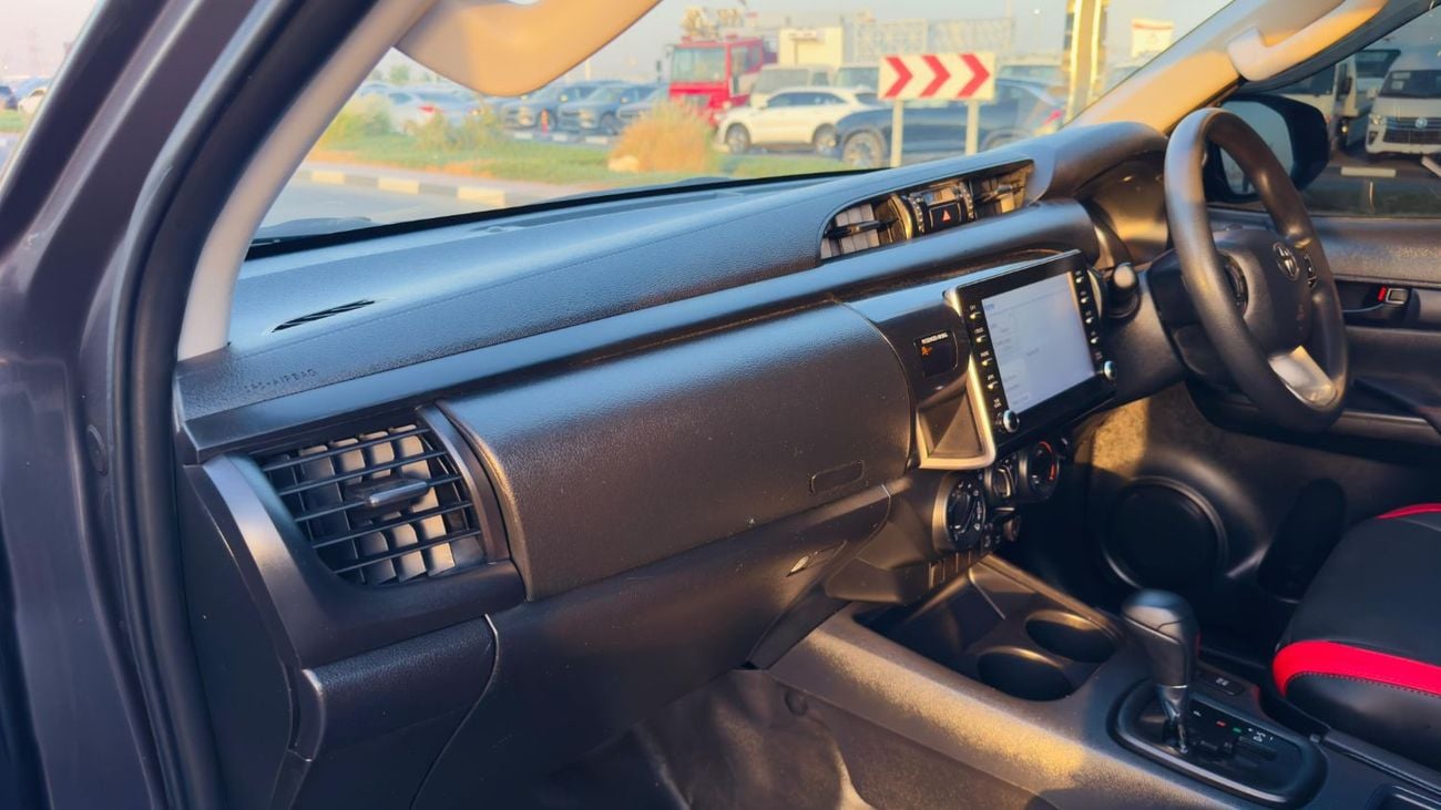 Toyota Hilux DOUBLE CABIN PICKUP | RHD | 2020 | 2.8L DIESEL ENGINE | AUTOMATIC TRAMISSION | ELECTRIC SEAT