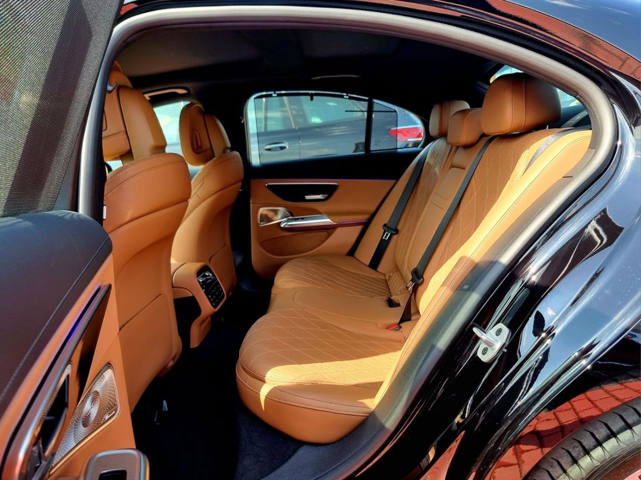 Mercedes-Benz E300 AMG FULL OPTION 5 YEARS WARRANTY 2024 GCC