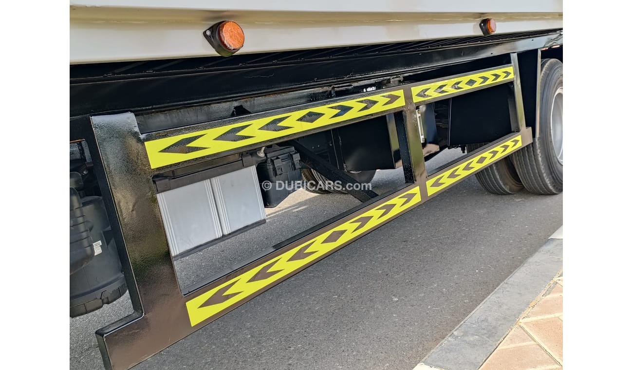 Mitsubishi Fuso Canter RECOVERY, 4.2L Diesel, (CODE # 9172), Quantity available