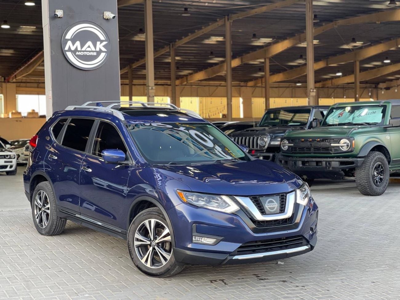 Nissan Rogue SL / AWD / 2.5 V4 / PANORAMIC SUNROOF / 360 CAMERA / RADAR / BOSE SOUND SYSTEM