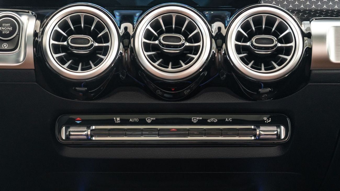 مرسيدس بنز GLB 220 2025 | MERCEDES BENZ GLB 220 [ EXPORT ONLY ]