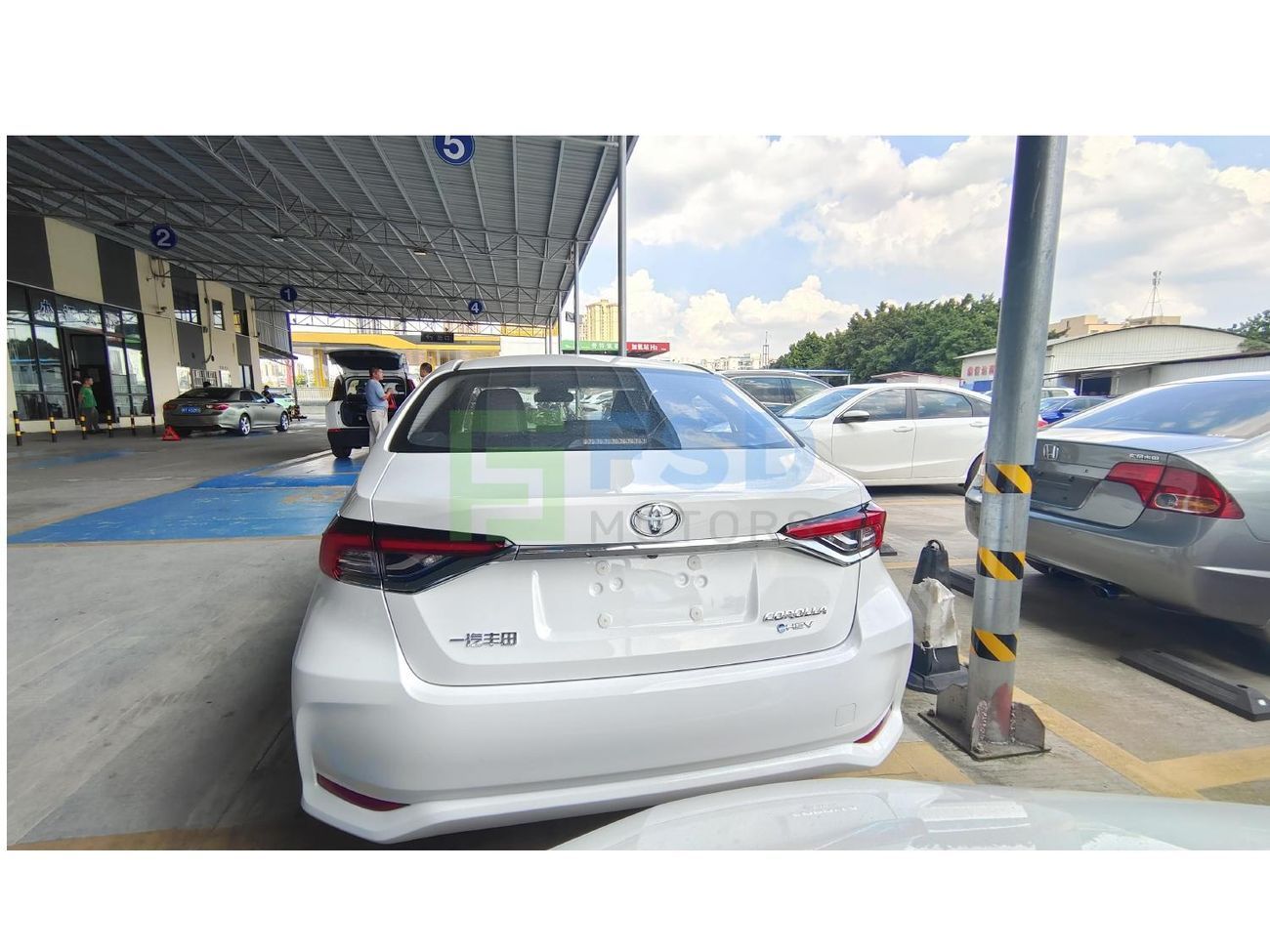 تويوتا كورولا Toyota Corolla 1.8 L 2WD CVT Smart Hybrid Elite Edition MY-2025