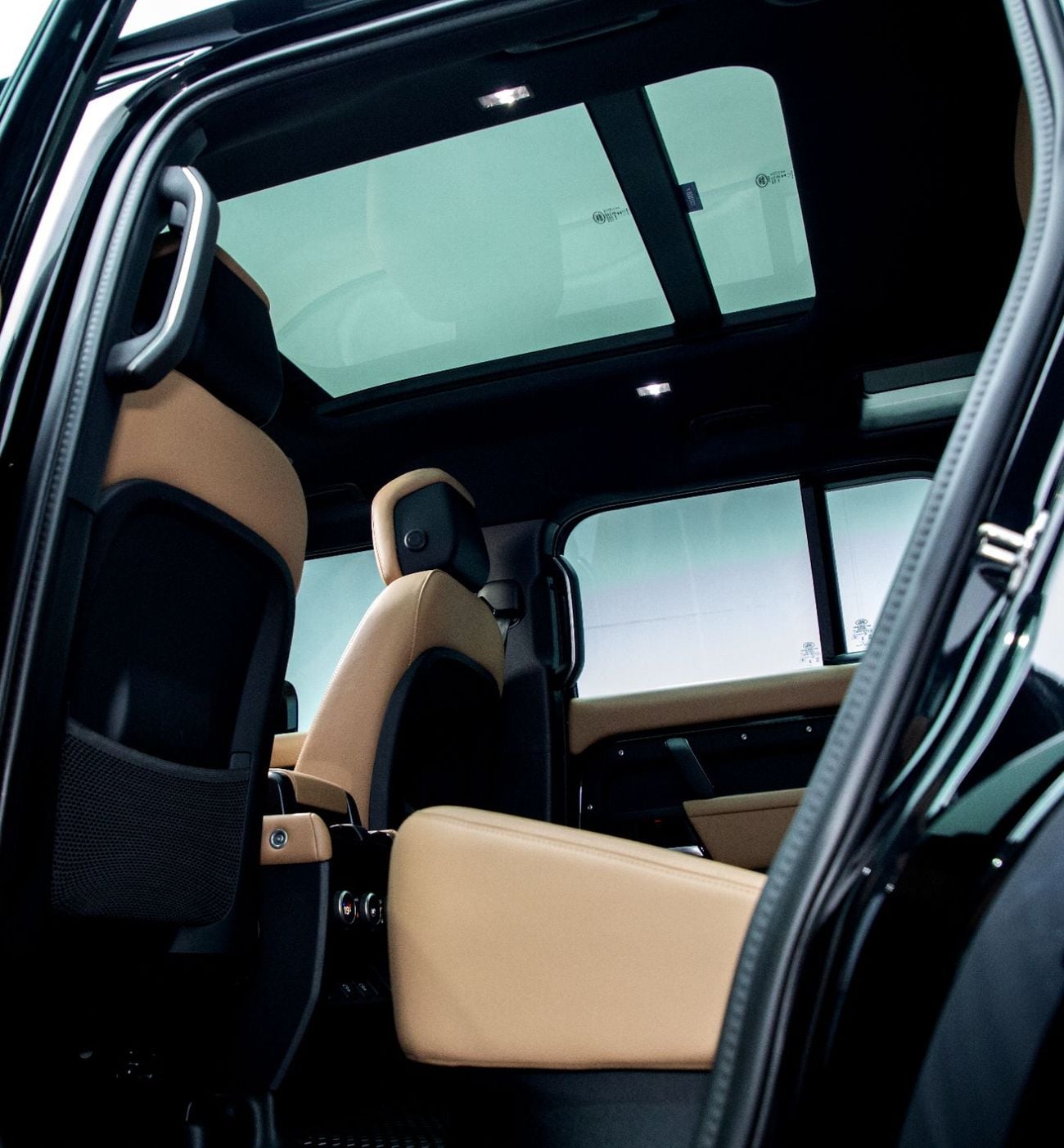 Land Rover Defender 110 X-DYNAMIC HSE P400