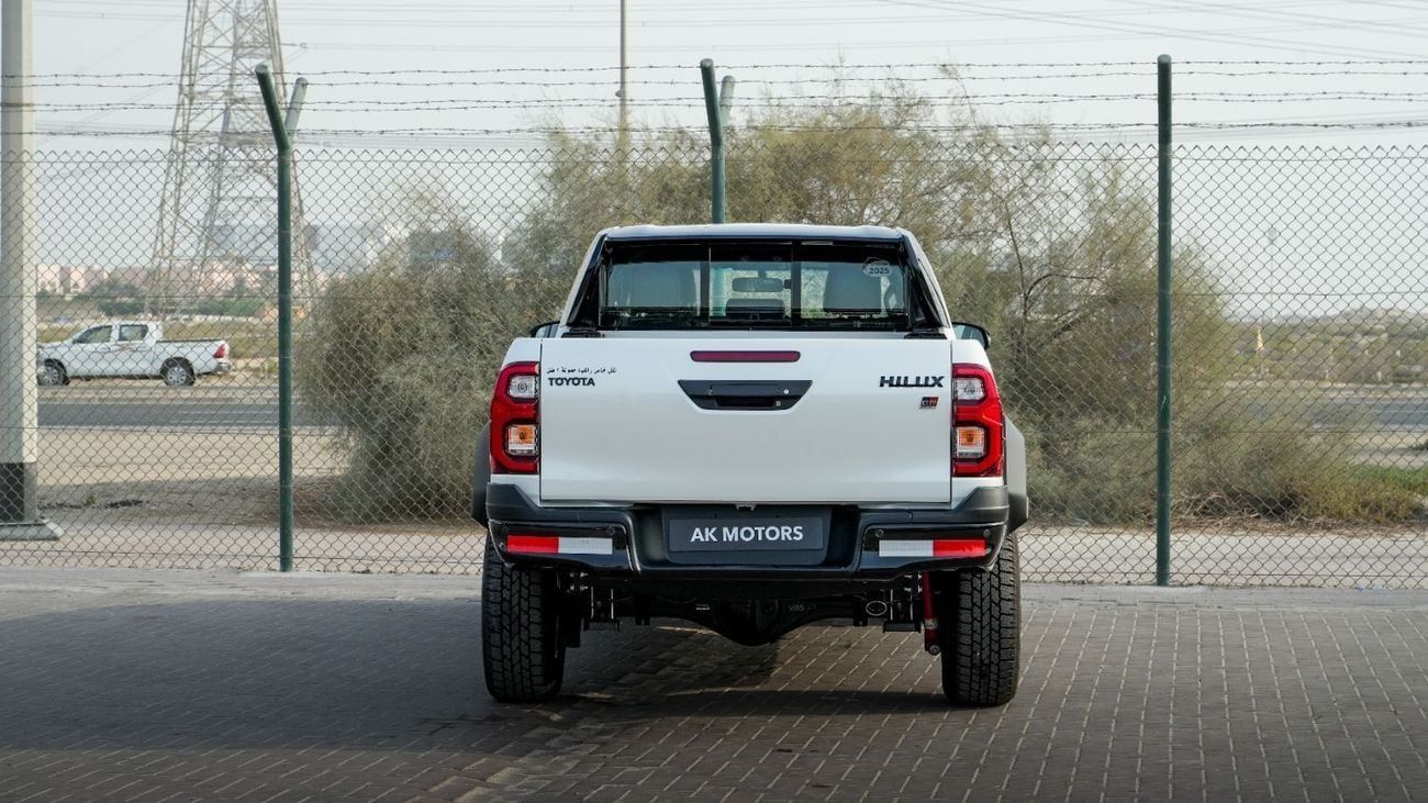تويوتا هيلوكس GR Sport 4.0L
