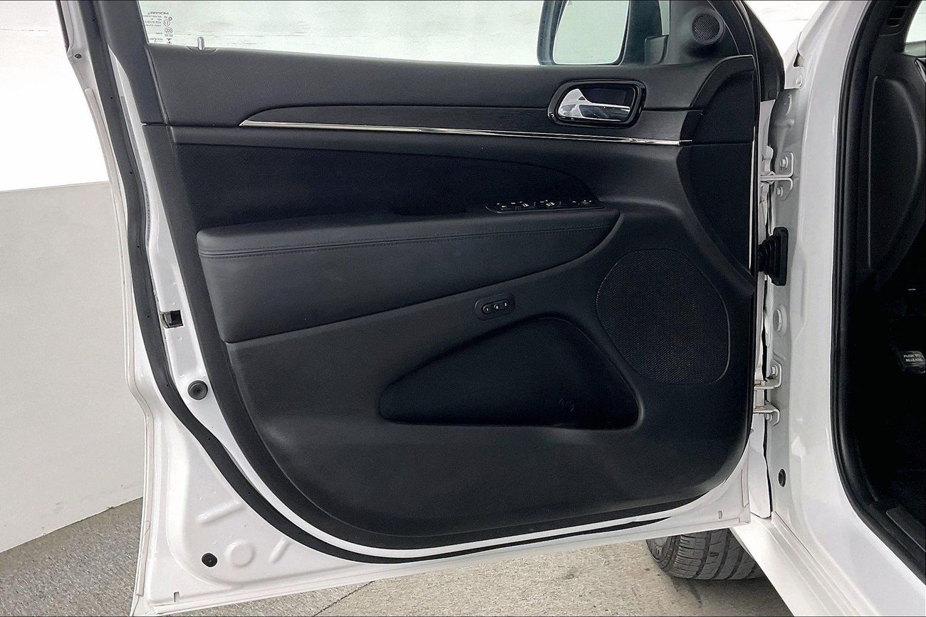 Jeep Grand Cherokee Overland S | Guaranteed Warranty | 0 Down Payment