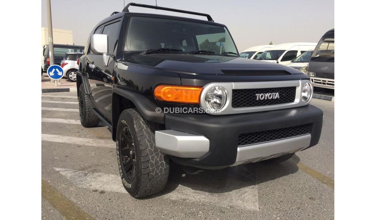 تويوتا إف جي كروزر Toyota FJ Cruiser (Stock no PM 294 )