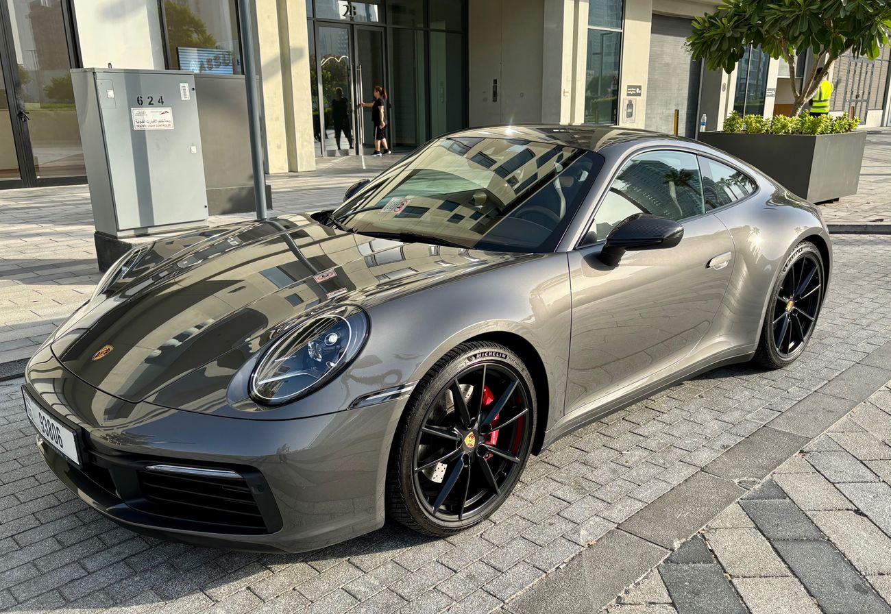 Porsche 911 Carrera S 3.0L (444 HP)