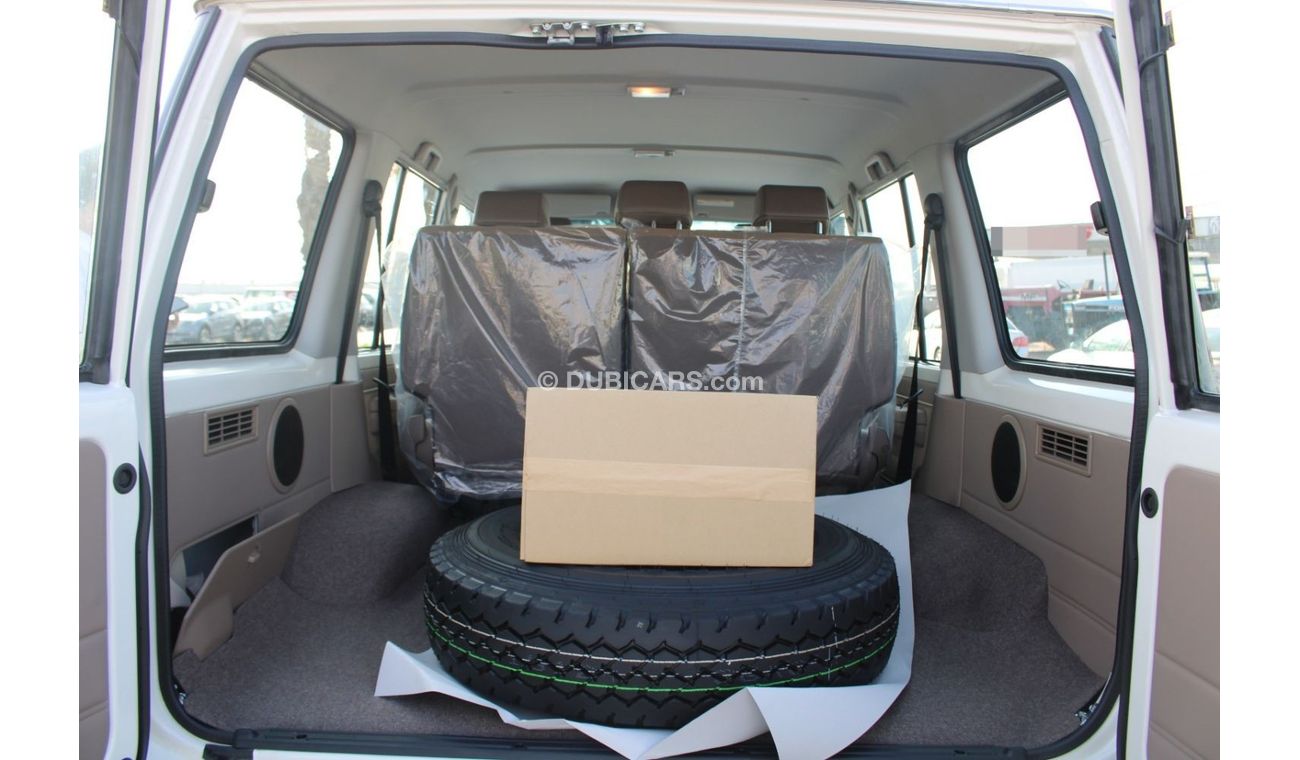 Toyota Land Cruiser 70 TOYOTA LANDCRUISER 76 4.5L V8 DIESEL E GRADE MANUAL