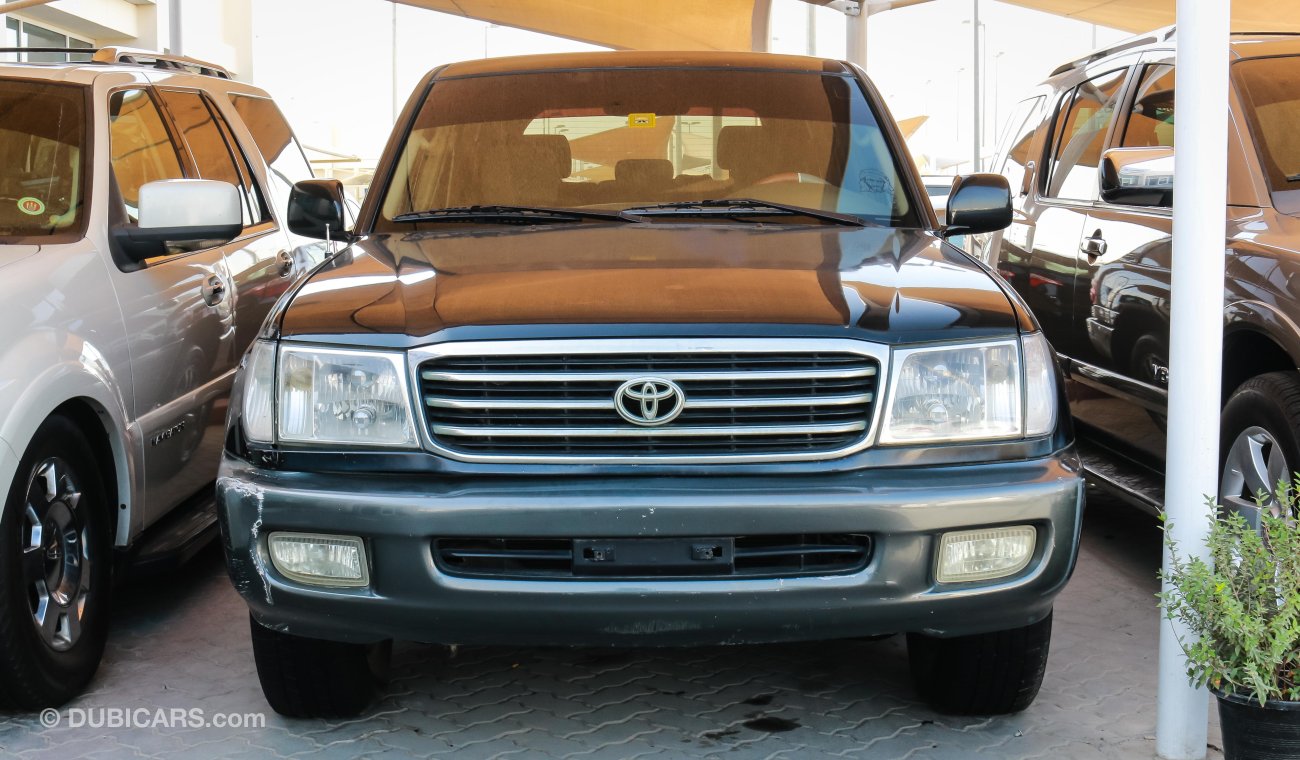 Toyota Land Cruiser V8