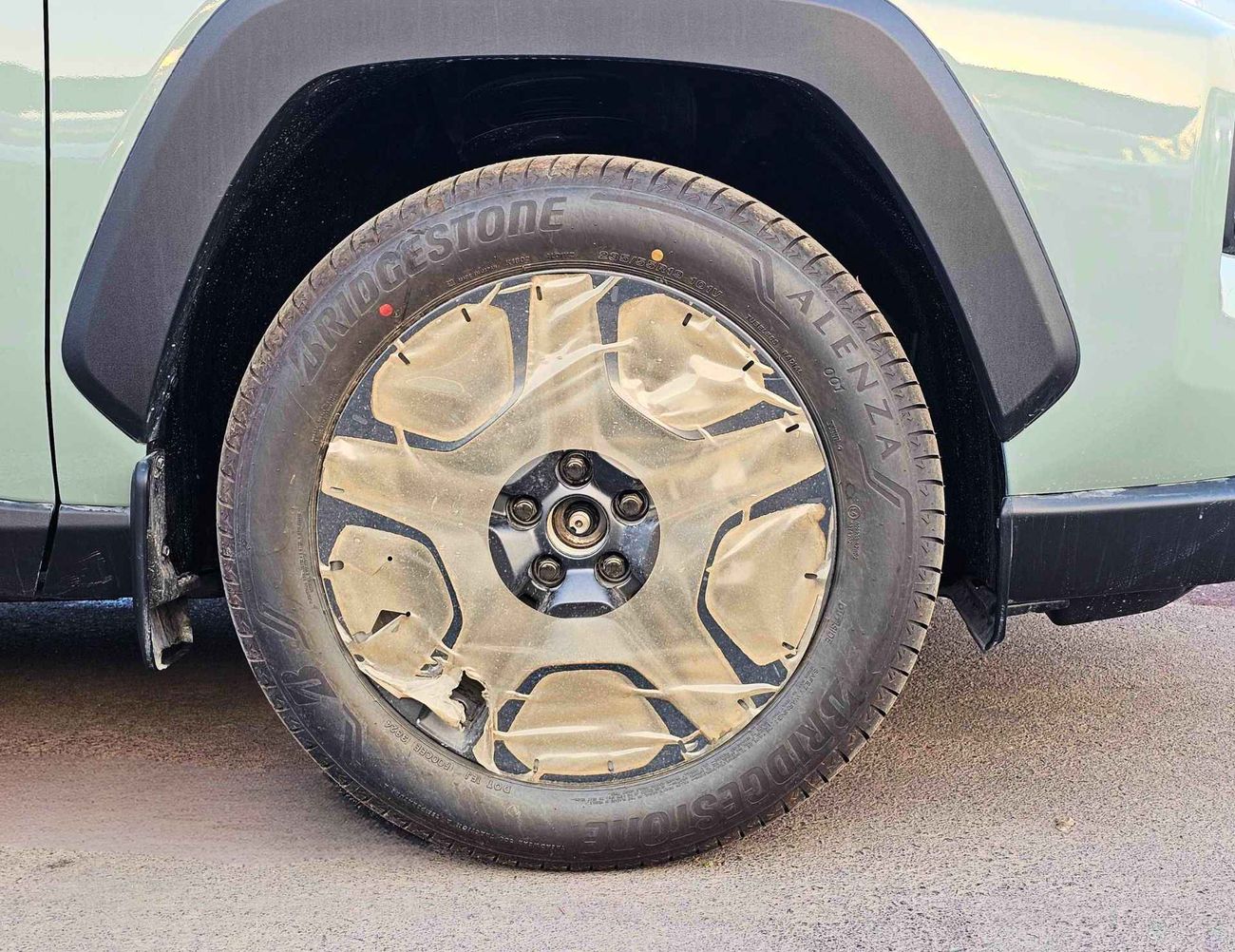 تويوتا راف ٤ Adventure - V / Full Option 2.5L / AWD With Panoramic Roof, Driver Power Seat  (CODE # 69082)