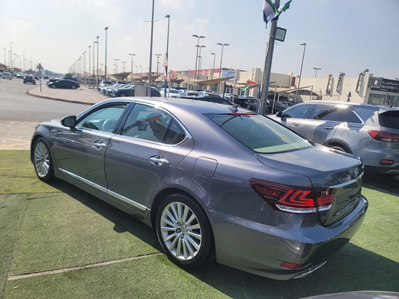 لكزس LS 460 Prestige LWB 5st 4.6L (375 HP)