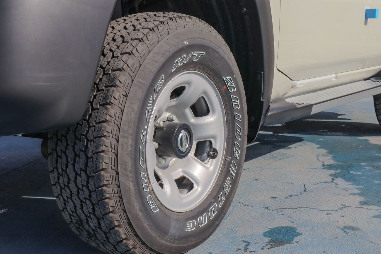 نيسان باترول سفاري nissan patrol safari 4.8L A/T 2023 model