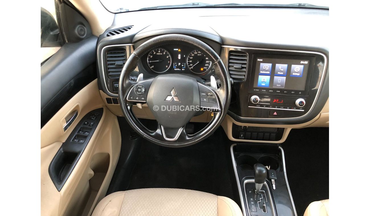 Mitsubishi Outlander GLS GCC