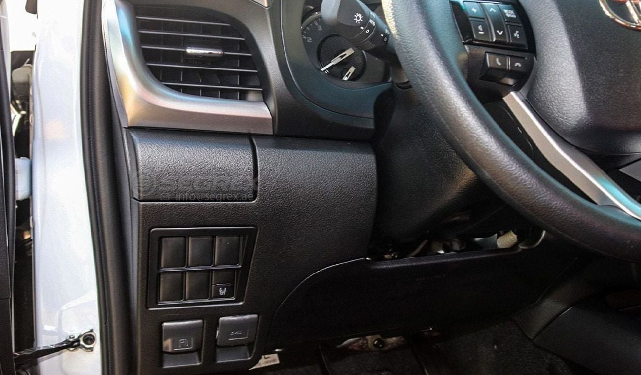 تويوتا هيلوكس 2025 Model Toyota Hilux DC, 2.7L Petrol, 2WD 6A/T