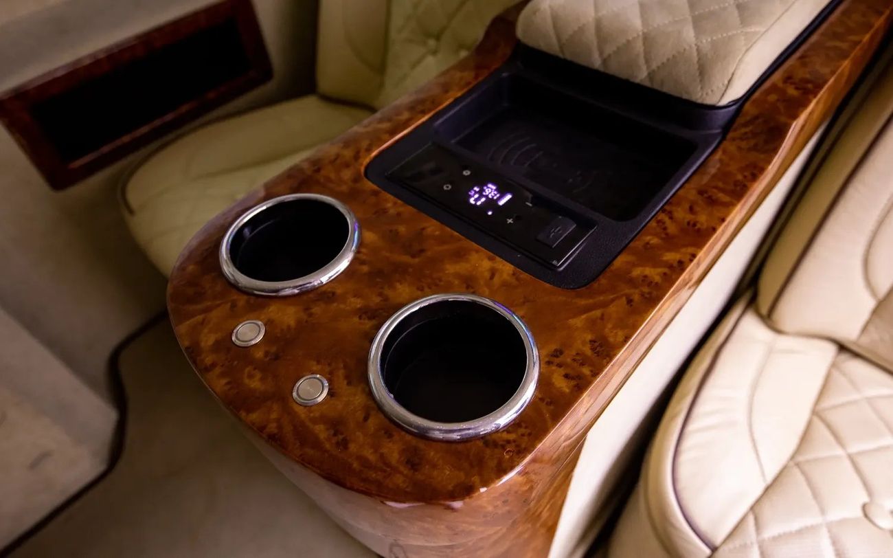 Mercedes-Benz V 250 Maybach - GCC Spec