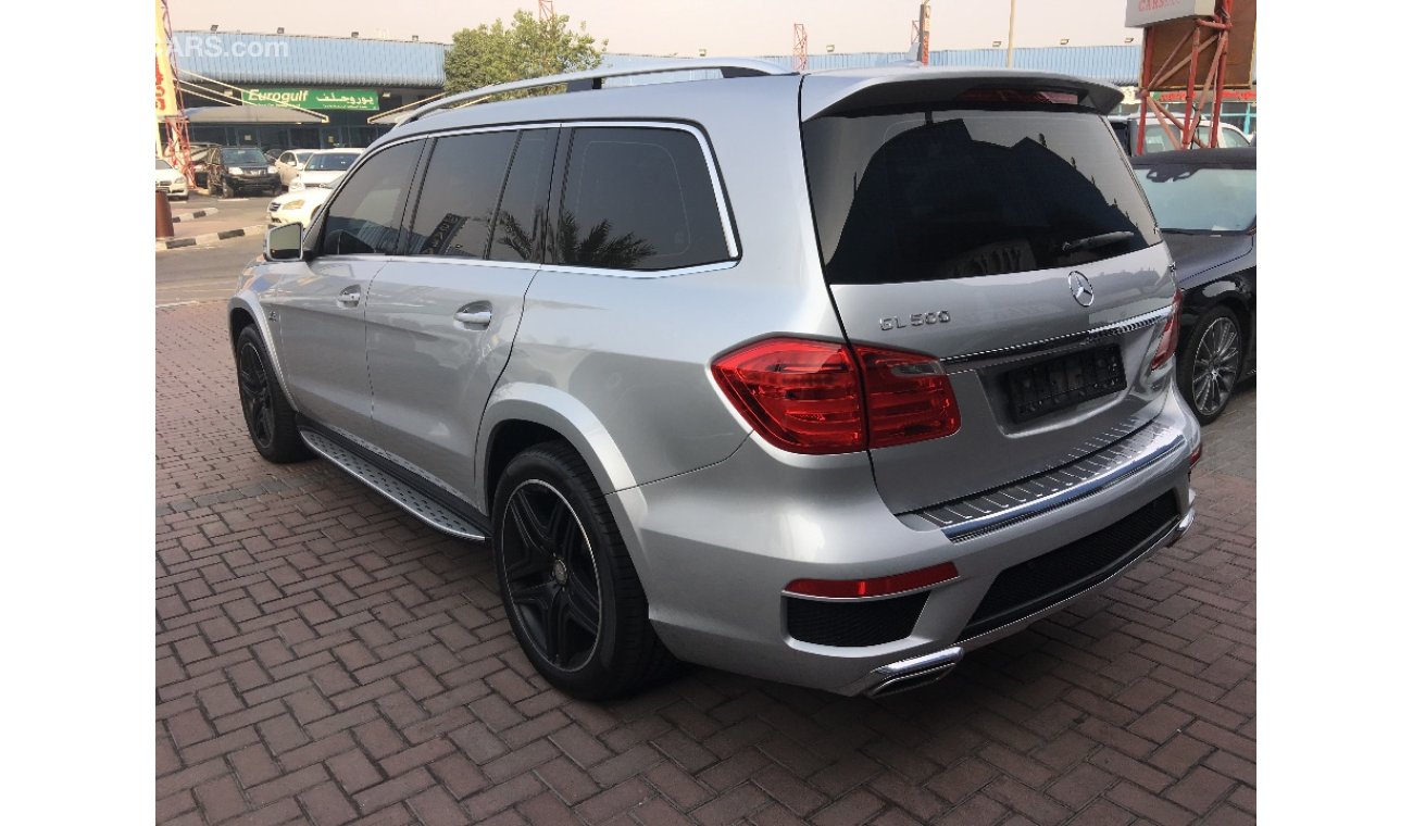 Mercedes-Benz GL 500