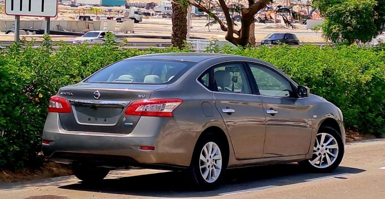 نيسان سنترا SV