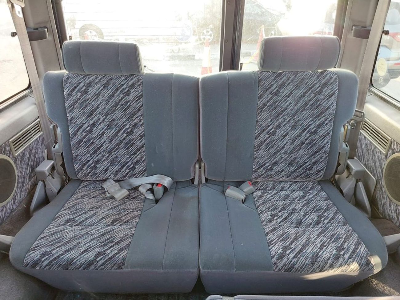 تويوتا لاند كروزر TOYOTA LAND CRUISER PRADO SUV RHD 1993 MODEL 3.0 L DIESEL AUTOMATIC(PM09894)