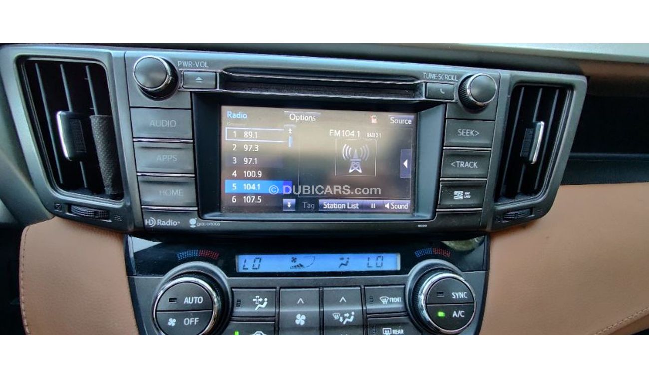 Toyota RAV4 2014 Toyota Full options XLE 4 cylinders American specs