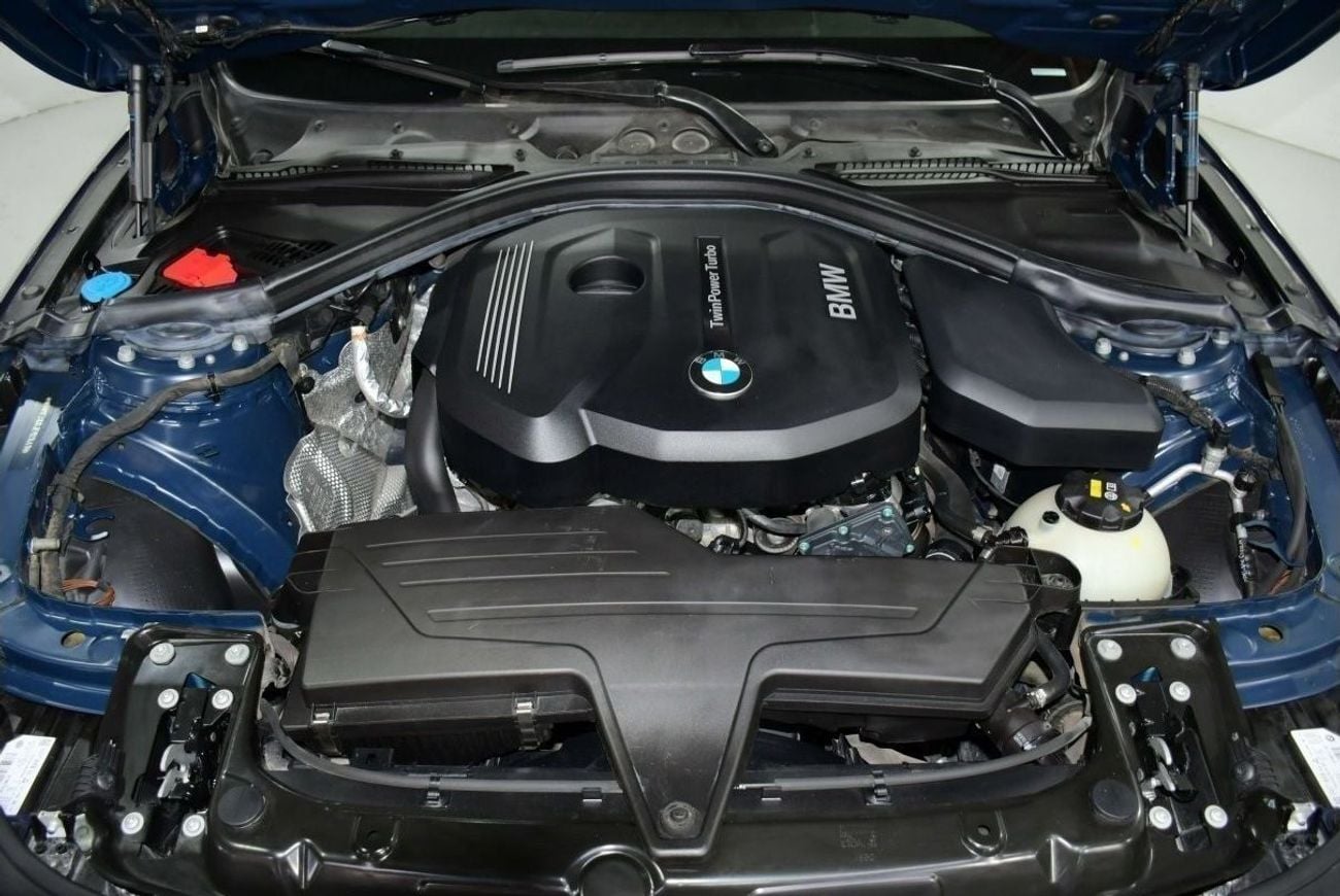 BMW 318i Executive AED 1,210/PM || 1 YEAR WARRANTY