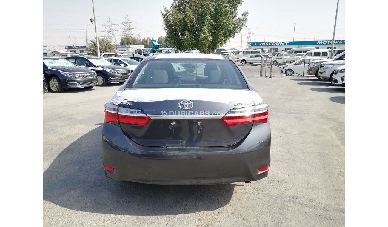 Toyota Corolla 1.8L full options 2018