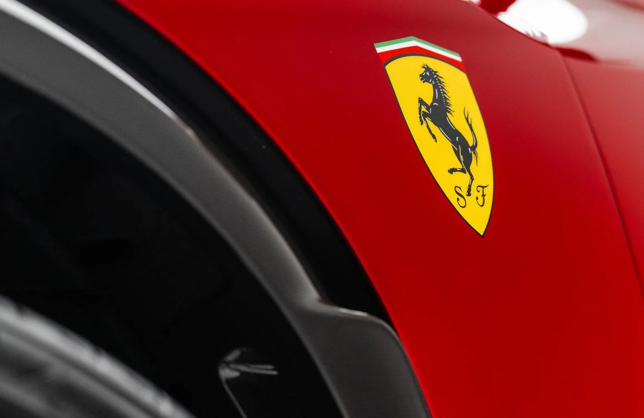 فيراري بوروسانجوي 6.5L V12 Naturally Aspirated Engine