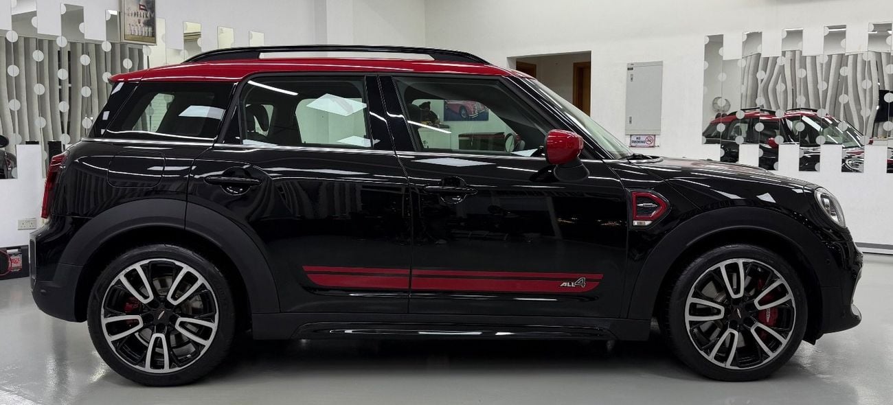 ميني جون كوبر كونتري مان GCC .. FSH .. Low Milegea .. Top Range