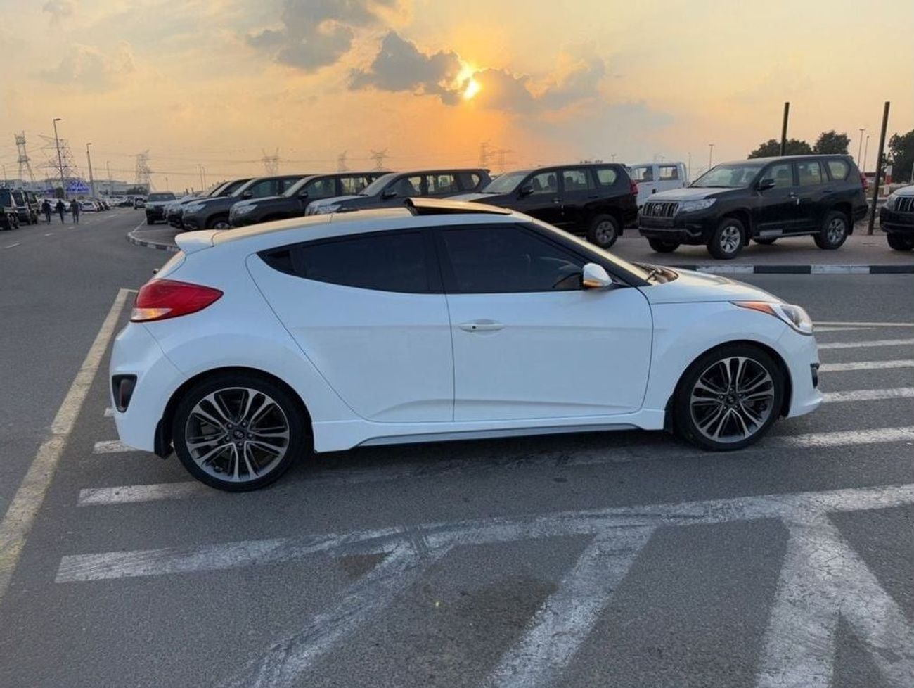 هيونداي فيلوستر Turbo 1.6L Full Option Panoramic Push Start Leader Seat