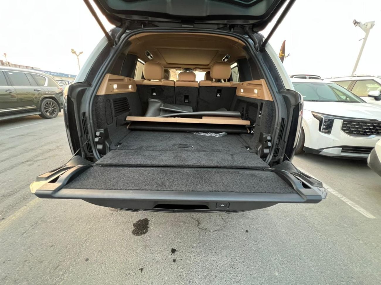 لاند روفر رينج روفر RANGE ROVER VOGUE  SE P400 - MODEL 2025 - ENGINE 3.0L - 5 SEATER