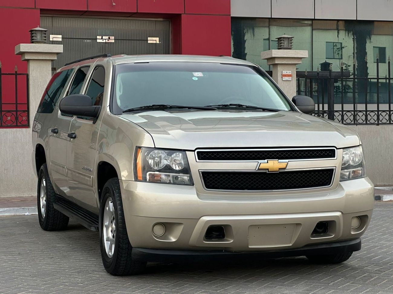 Chevrolet Suburban LS